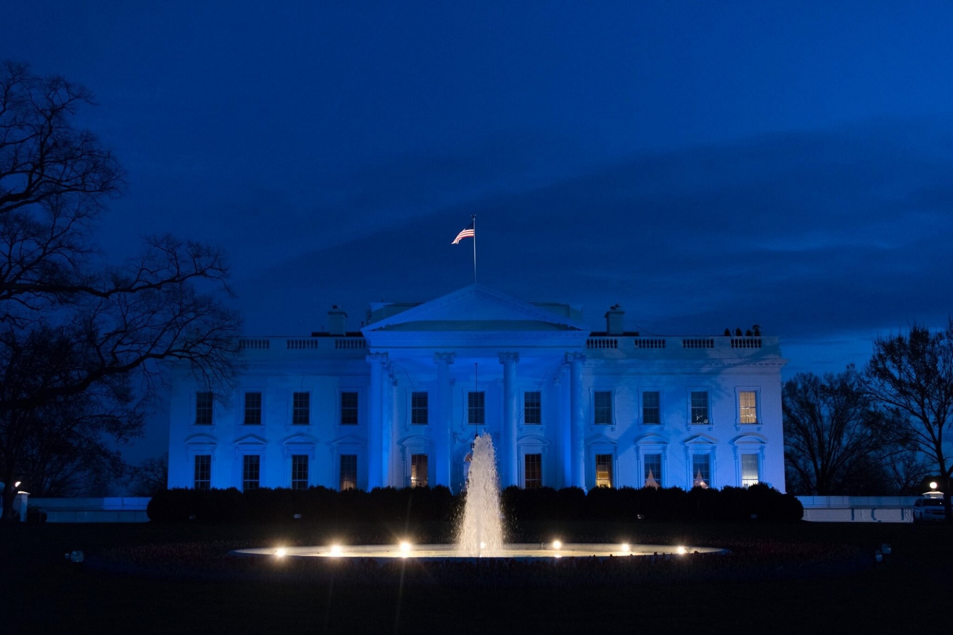 USA Presidential Mansion Lit in Blue