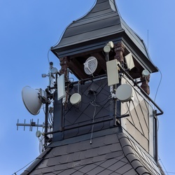 Telecommunication antennas on a historial building