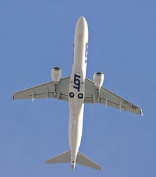 Passenger jet in flight