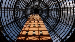 Melbourne, Coop Shot Tower