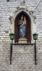 Madonna And Child Alcove
