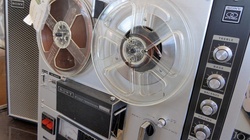 Old Sony reel-to-reel tape recorder