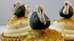 Thanksgiving Turkey Cupcakes