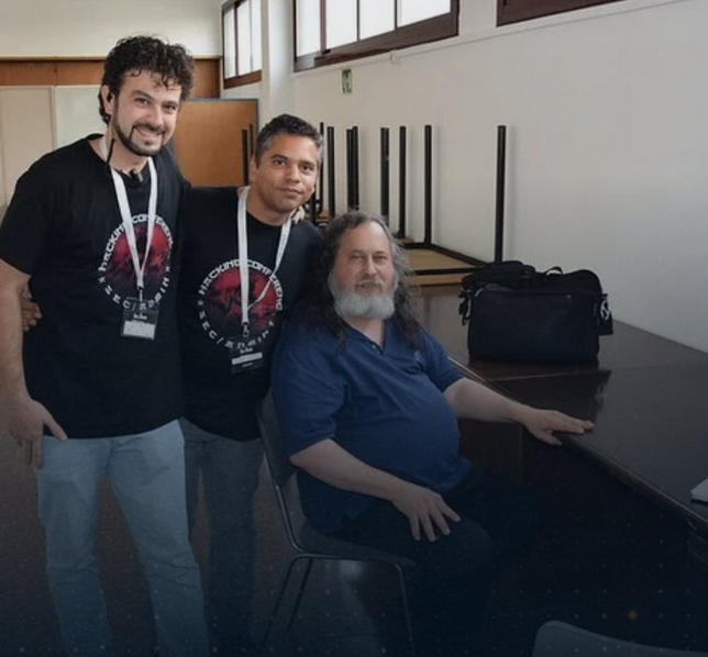 En 2016 tuvimos el privilegio de contar en SecAdmin con una de las figuras más influyentes en la historia del software libre.