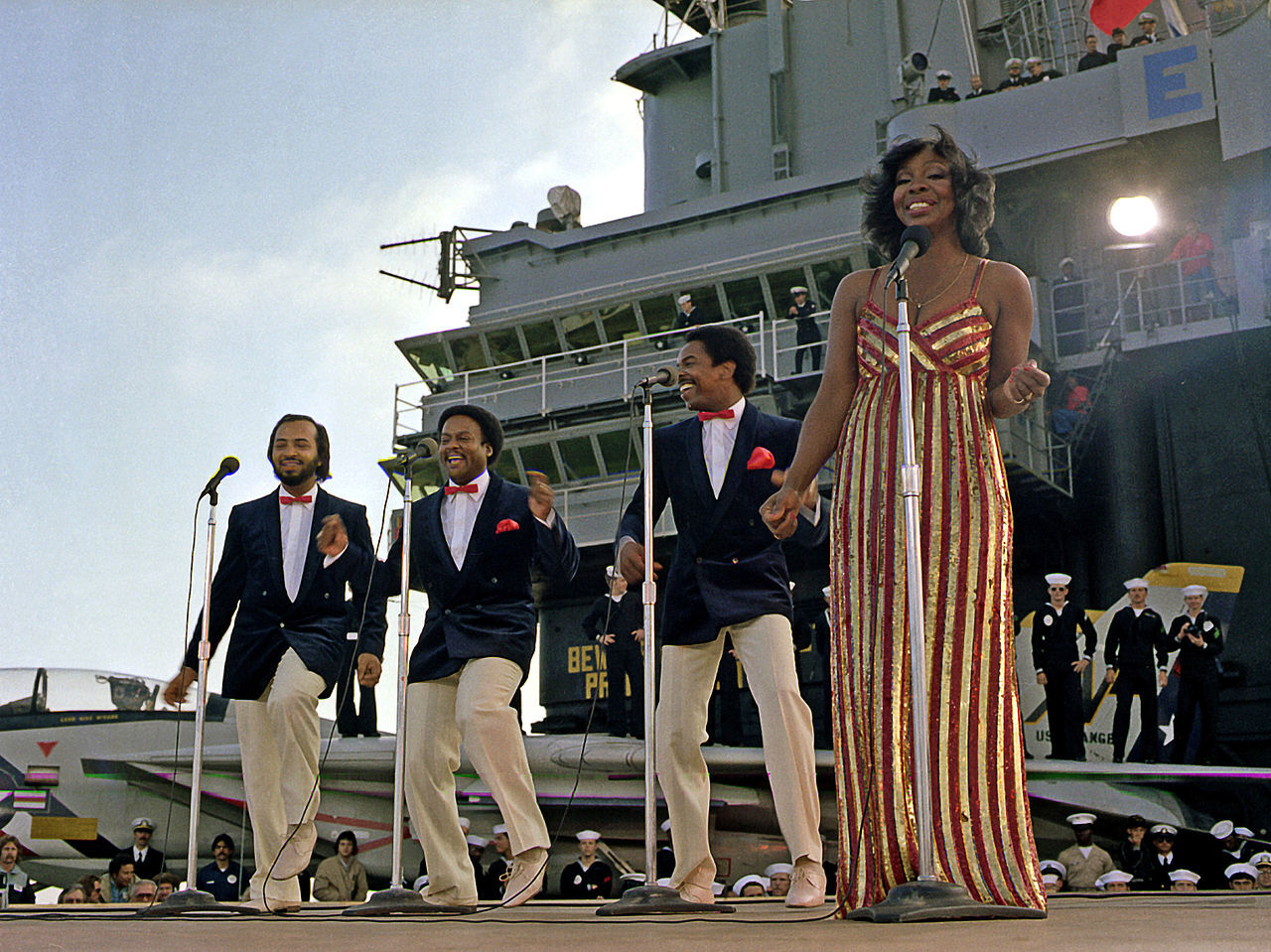 Gladys Knight and the Pips perform aboard aircraft carrier USS Ranger on November 1, 1981.