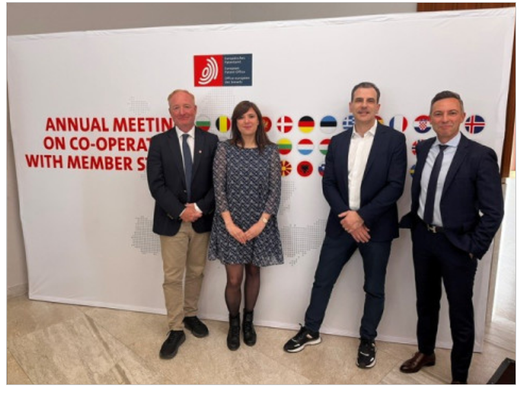 Campinos (left) and the EPO's Chief Patent Research and Policy Officer Gilles Requena