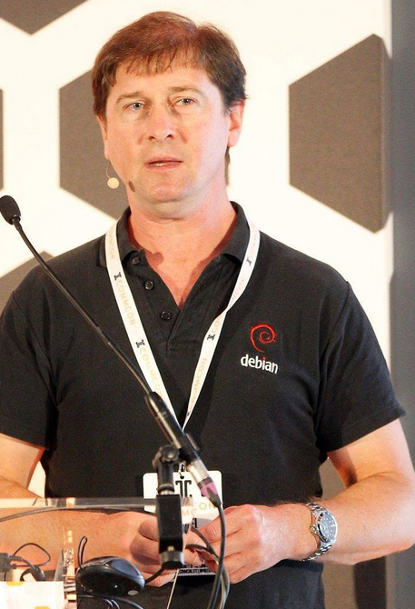 Distributing VoIP applications and packages by Daniel Pocock