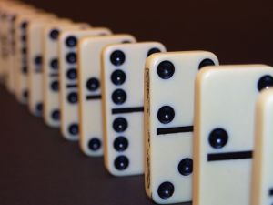 Domino tiles