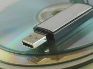 Data storage with USB