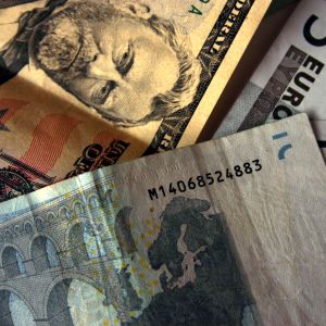 Euro and dollar 