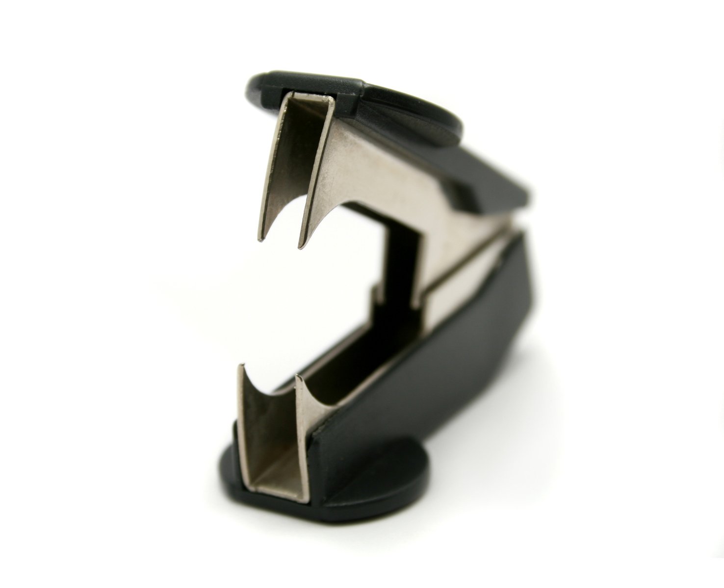 Staple remover