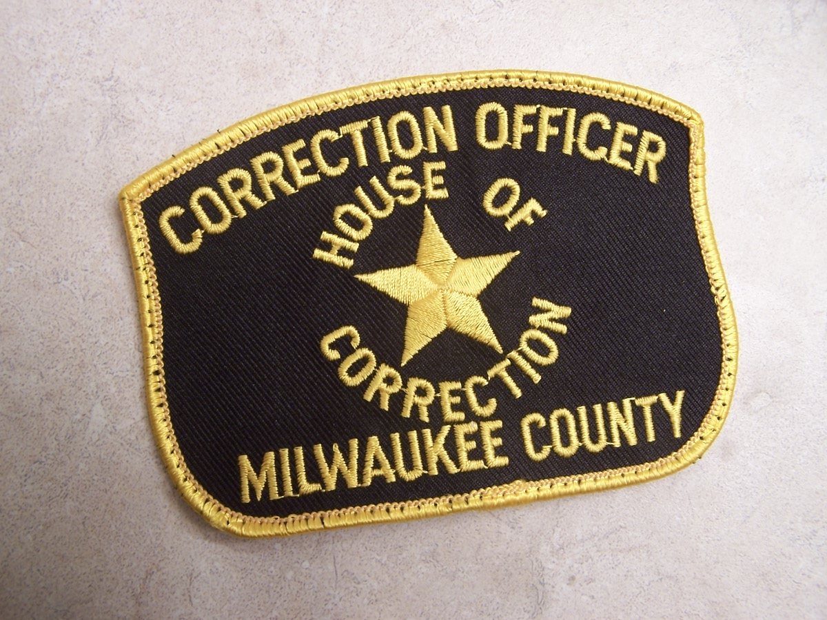 SEP corrects/corrections officer