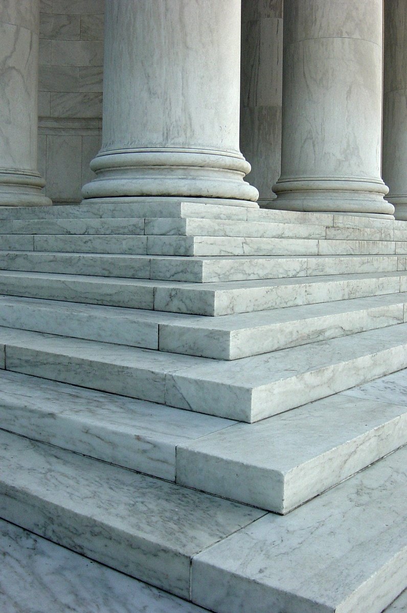 Court's steps