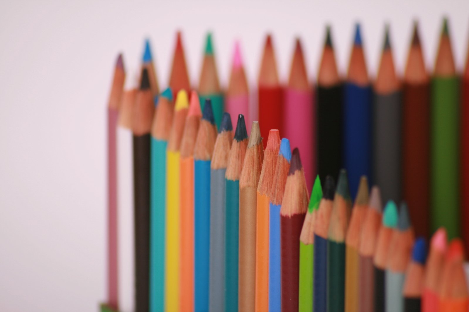 Pencil/crayons