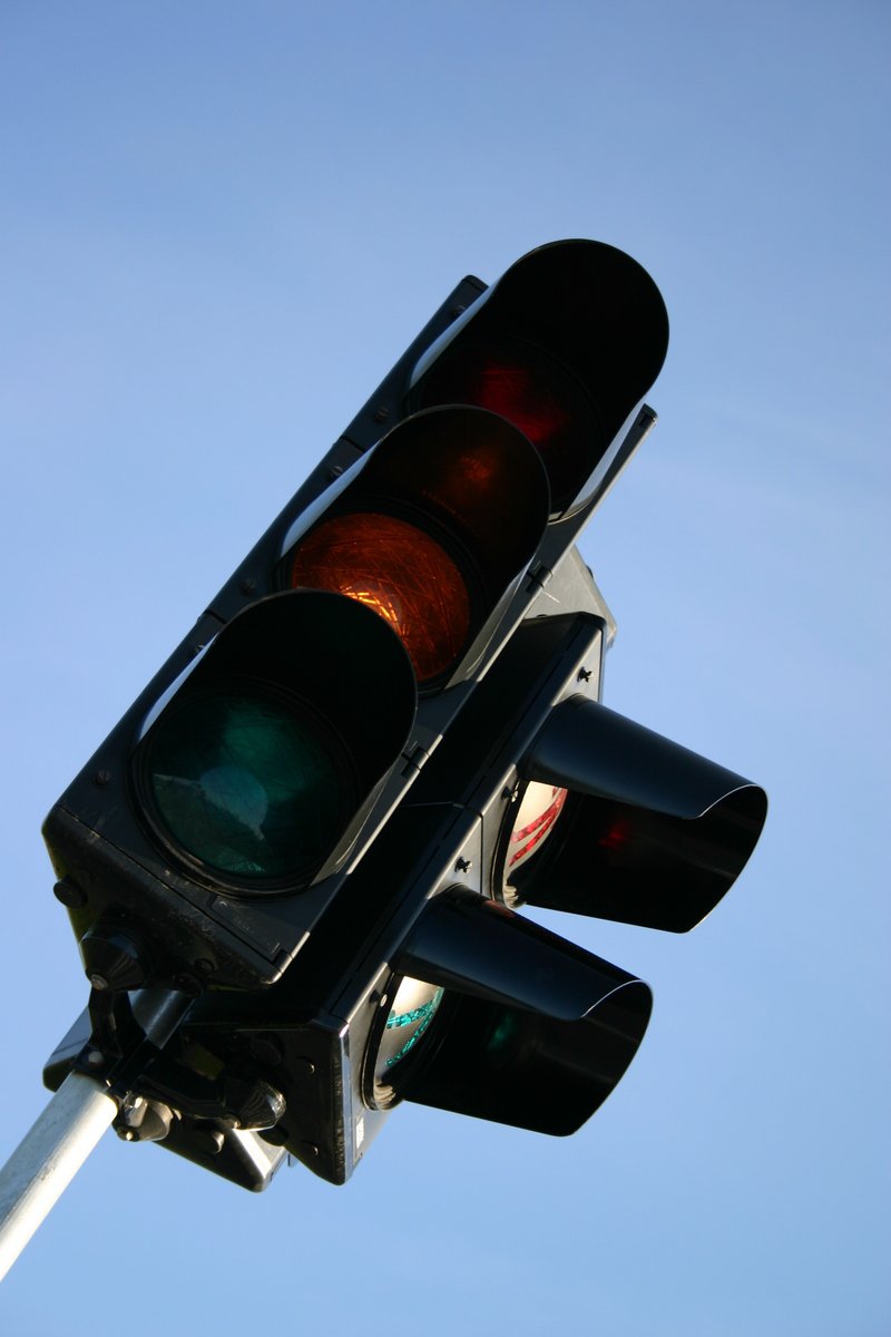 Defective traffic light