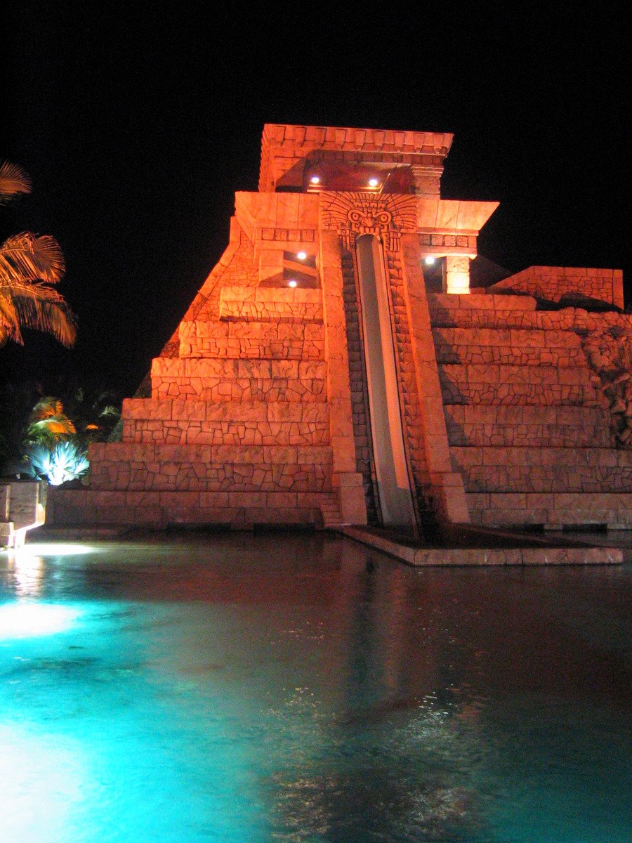 Mayan pyramid