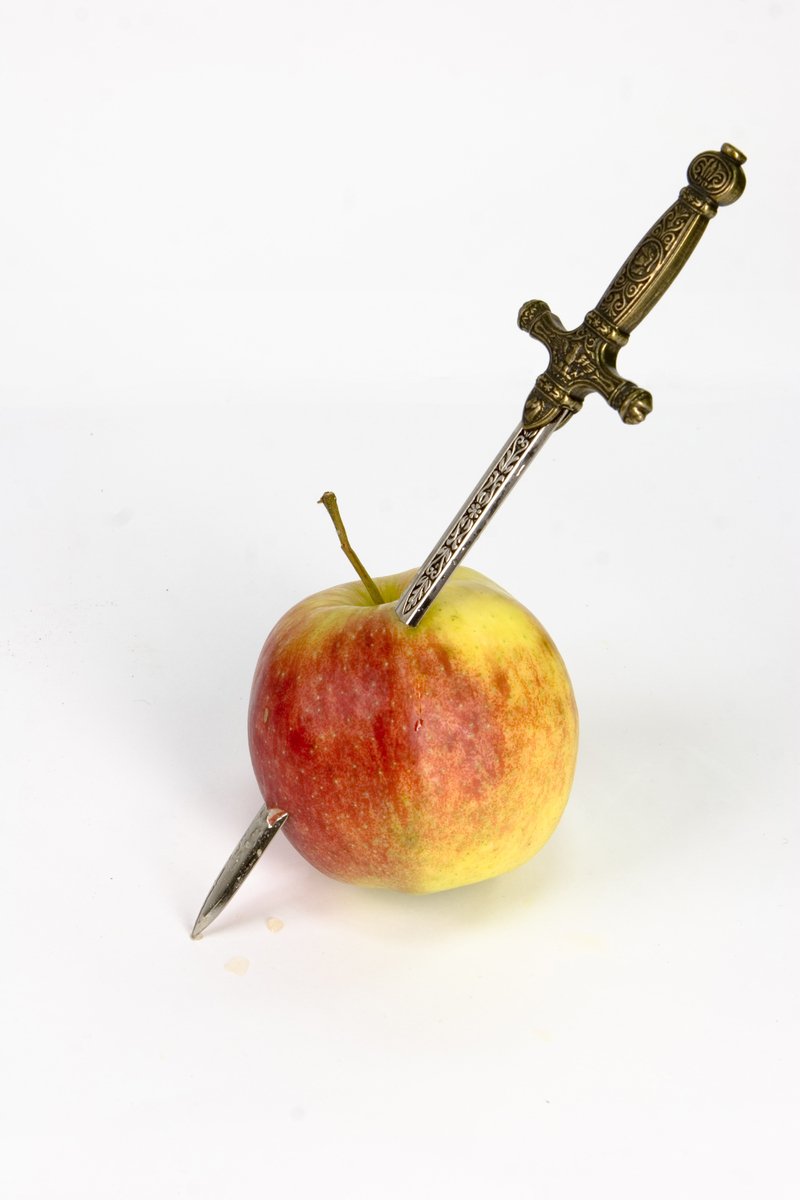 Dagger and apple