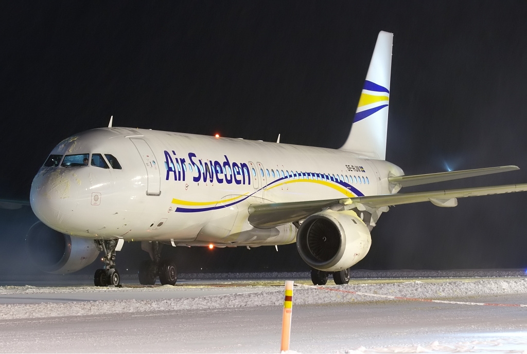 Air_Sweden Airbus A320 Pesonen