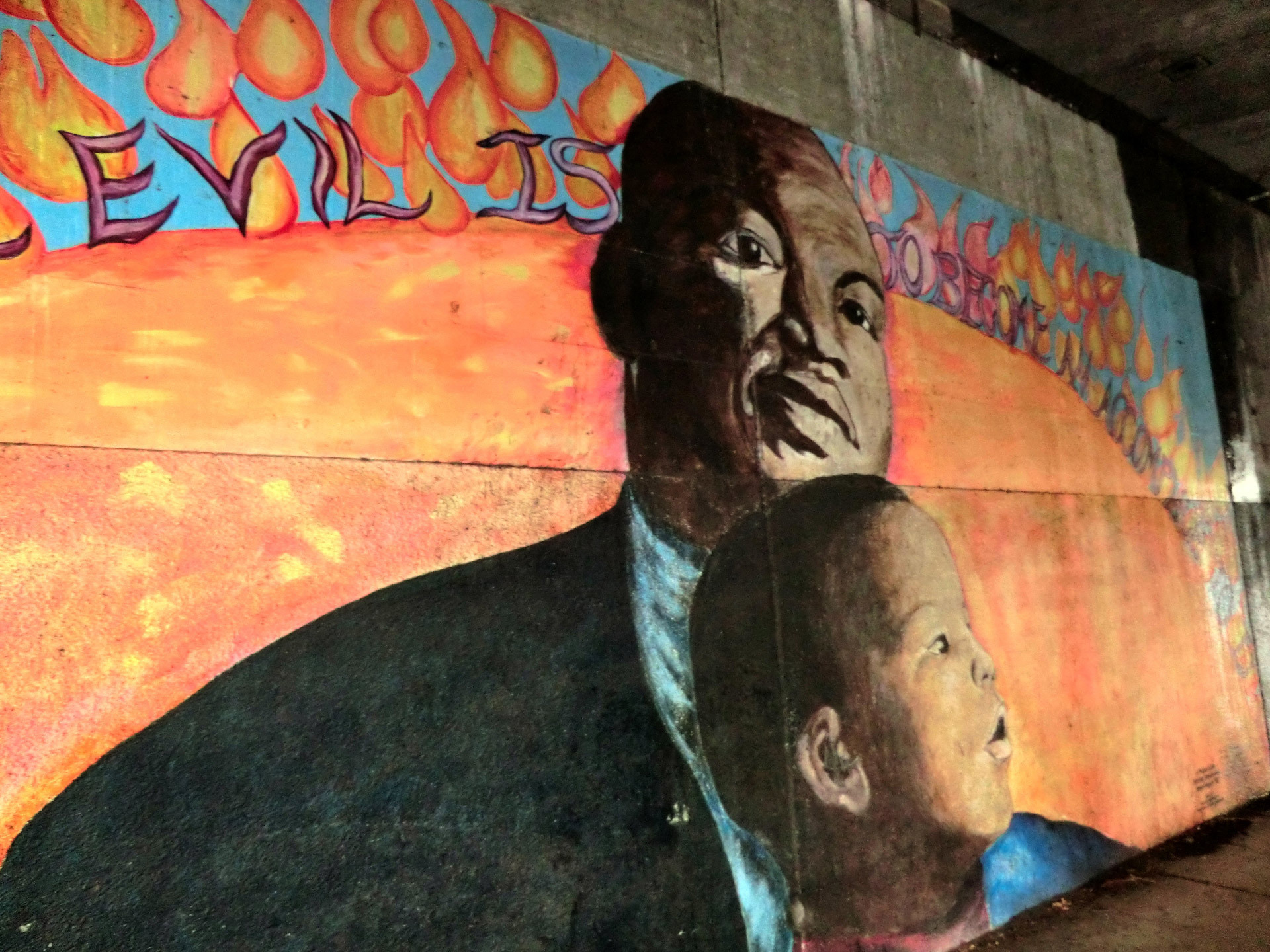 Martin Luther King mural in Oakland, CA