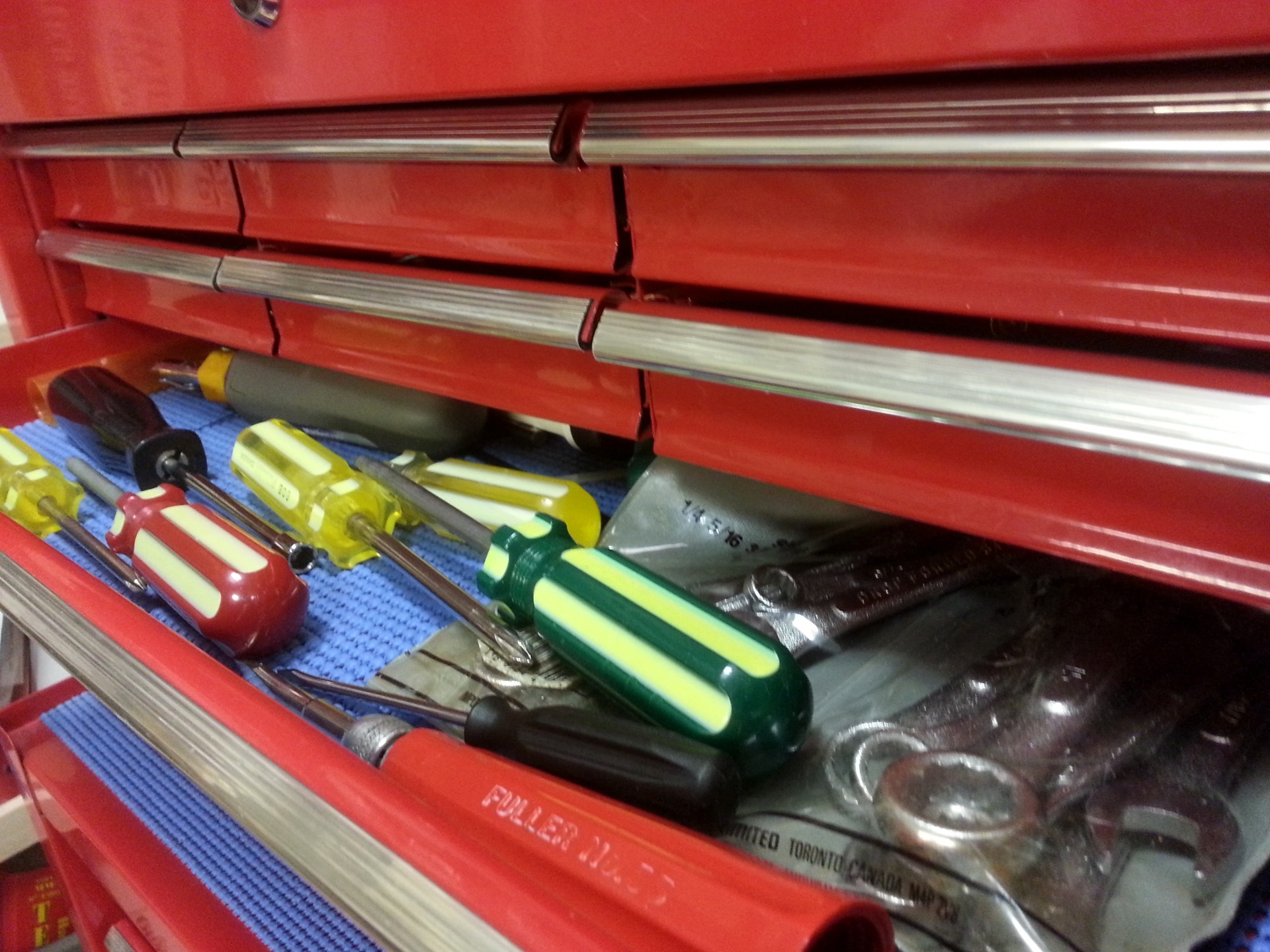 View on the contents of a toolbox drawer