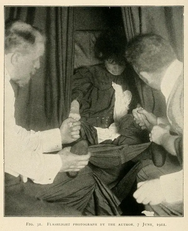 Flashlight Photograph by the Author, 7 June, 1911