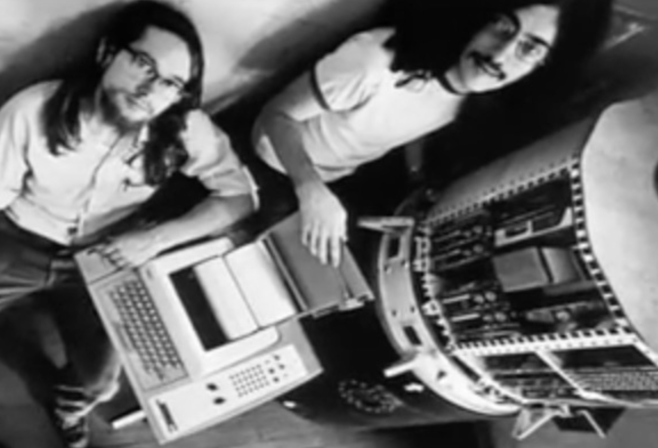 Richard Stallman next to the Autonetics D-17B
