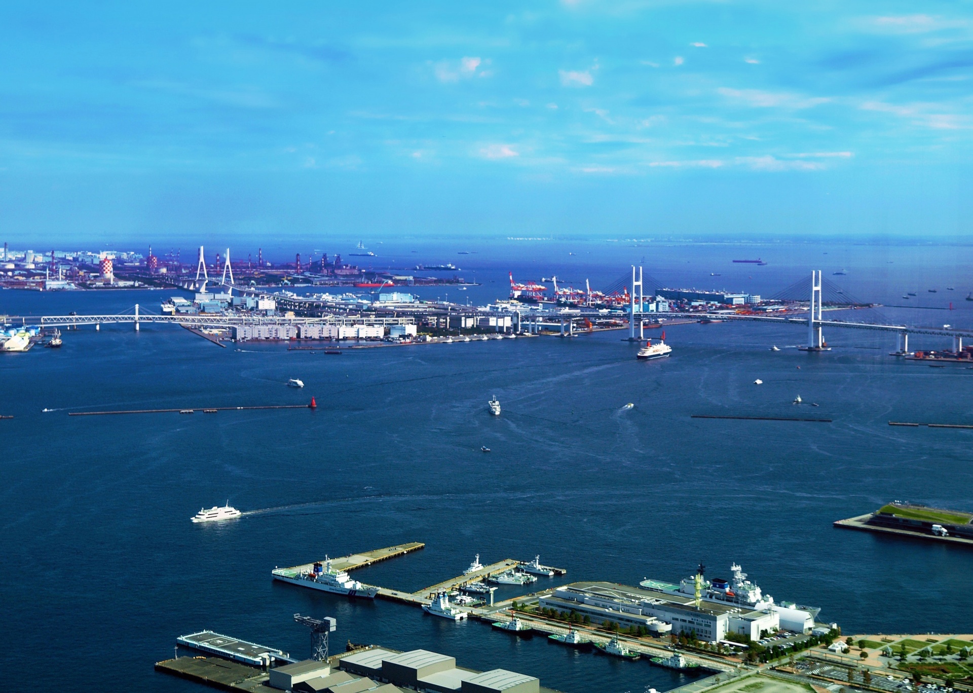 Aerial view of Tokyo Bay, better known as Yokohama Bay among those in the Yokohama area